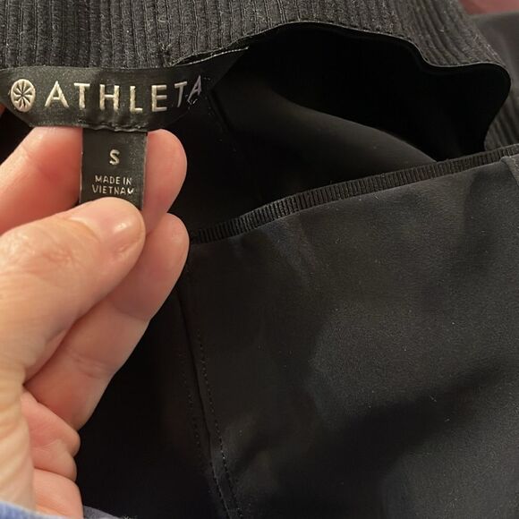 Athleta Black Mercurial Crop Flare Pants S - Picture 6 of 6